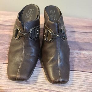 Aerology by aerosoles slides comfort heels Wafers Size 8B “Snapaziod”